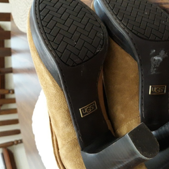 Ugg Suede Booties  Size 9 - Picture 3 of 6